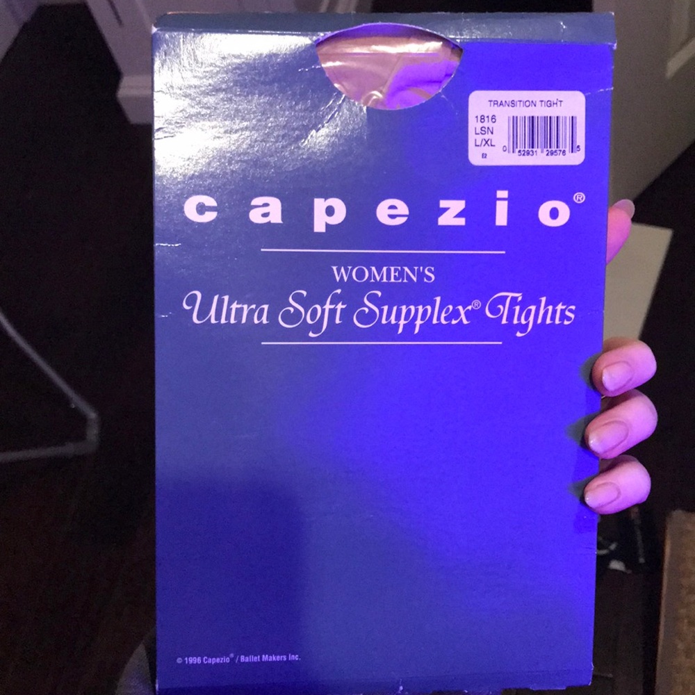 CAPEZIO tan transition ballet tights (NEW)